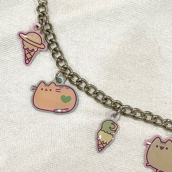 RARE Pusheen Pastel Desserts Sweet Treat Charm Bracelet Kawaii Cat Ice Cream - Picture 2 of 6